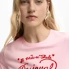 Kurzärmeliges Strick-T-Shirt Kurzärmeliges Strick-T-Shirt