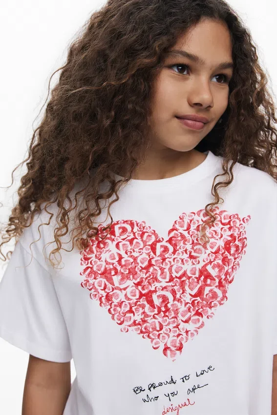 Kurzärmeliges T-Shirt mit Herz Kurzärmeliges T-Shirt mit Herz