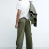 Lange Hose im Military-Stil Lange Hose im Military-Stil