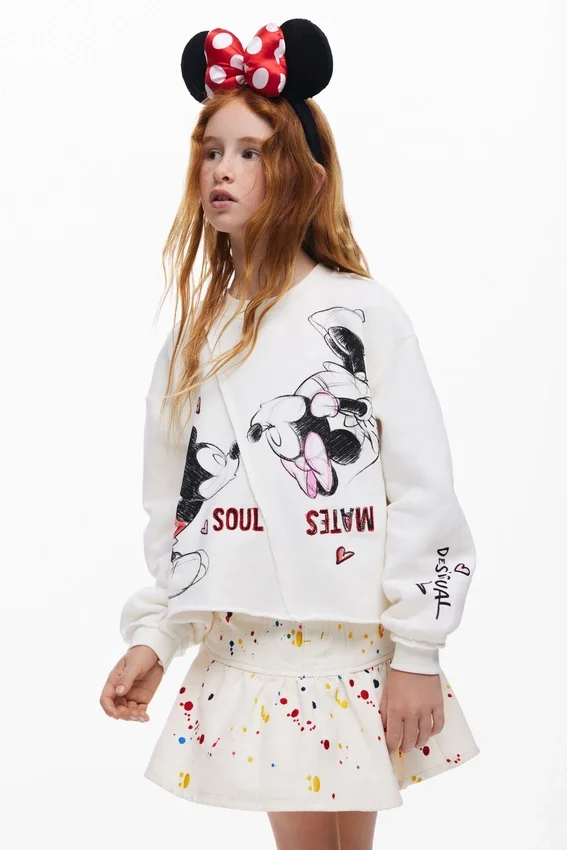 Mickey Mouse™ Kiss Sweatshirt Mickey Mouse™ Kiss Sweatshirt