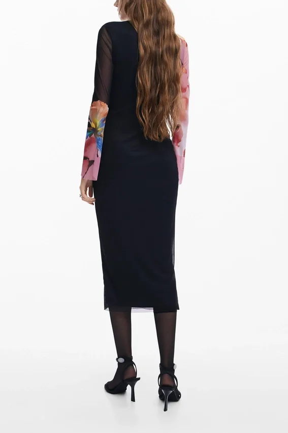Midi-Kleid mit Blumenmuster Midi-Kleid mit Blumenmuster