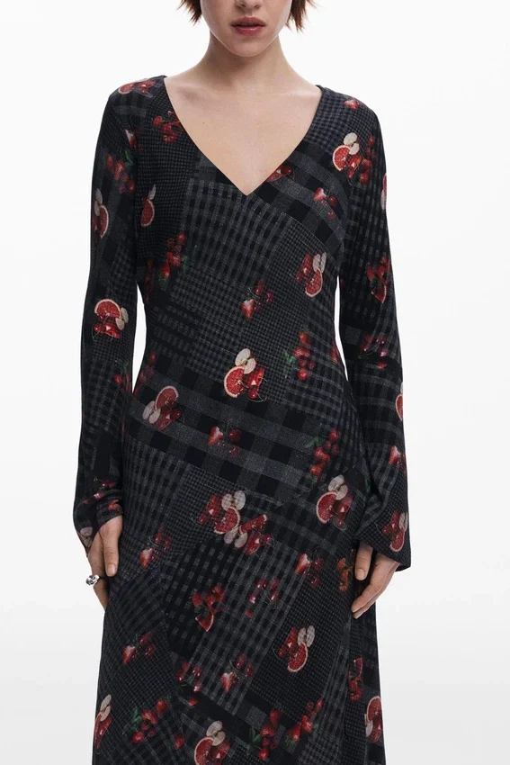 Midi-Kleid mit Karomuster Midi-Kleid mit Karomuster