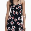 Midi-Kleid mit Rüschen in Poppy Midi-Kleid mit Rüschen in Poppy