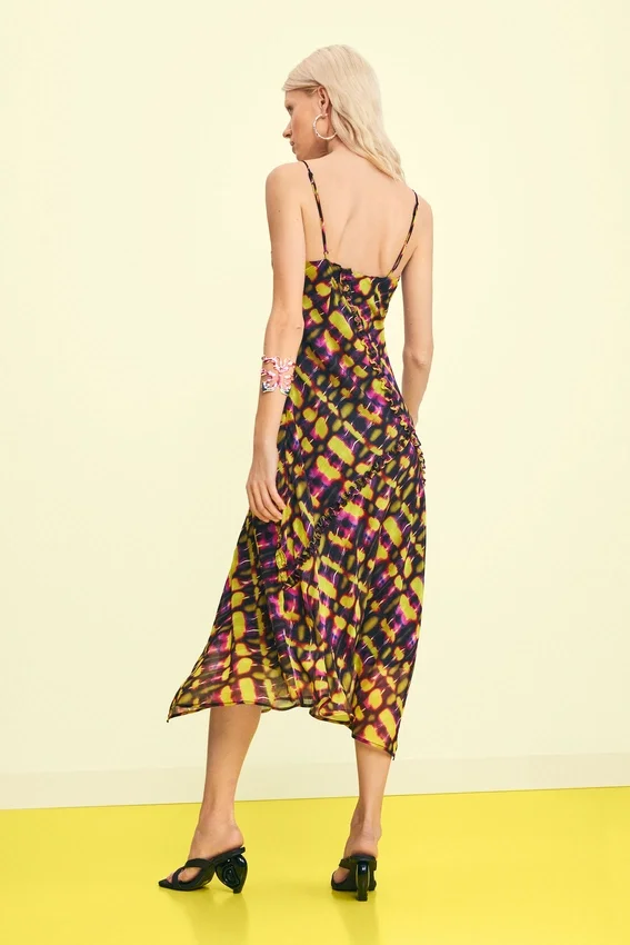 Midi-Kleid mit Trägern Midi-Kleid mit Trägern