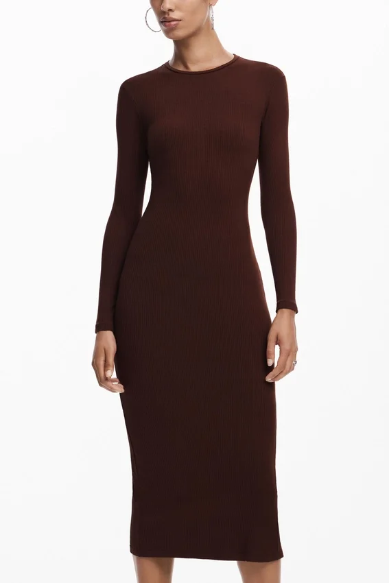 Midi-Kleid mit verschiedenen Tragevarianten Midi-Kleid mit verschiedenen Tragevarianten