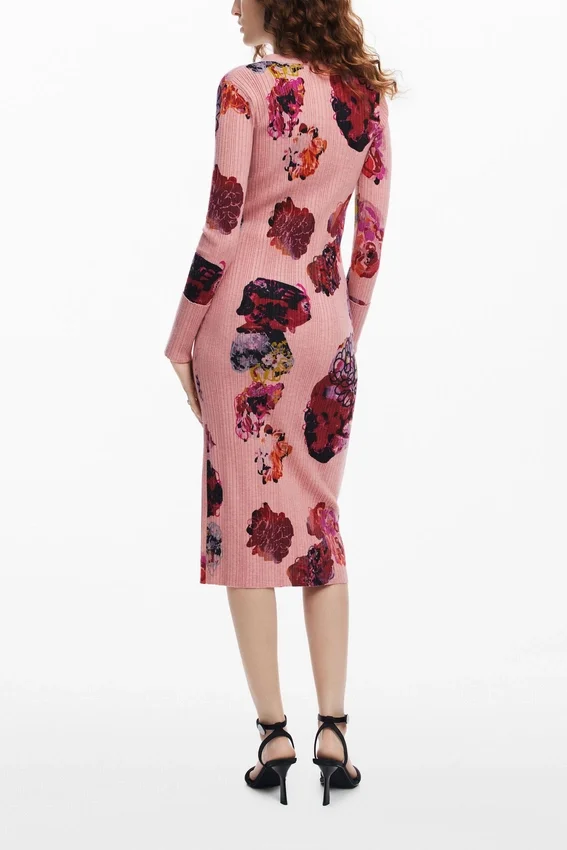 Midi-Strickkleid von M. Christian Lacroix Midi-Strickkleid von M. Christian Lacroix