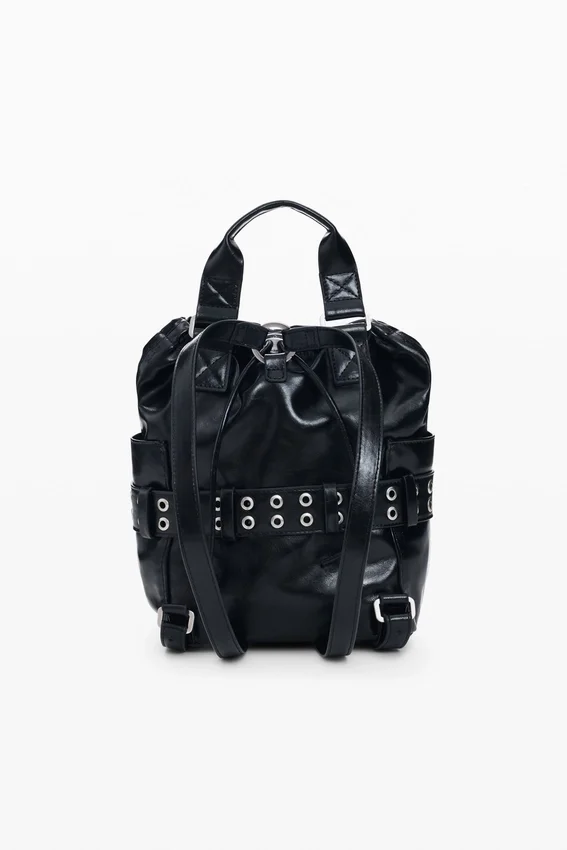 Mini-Rucksack mit Schnallenverschluss Mini-Rucksack mit Schnallenverschluss