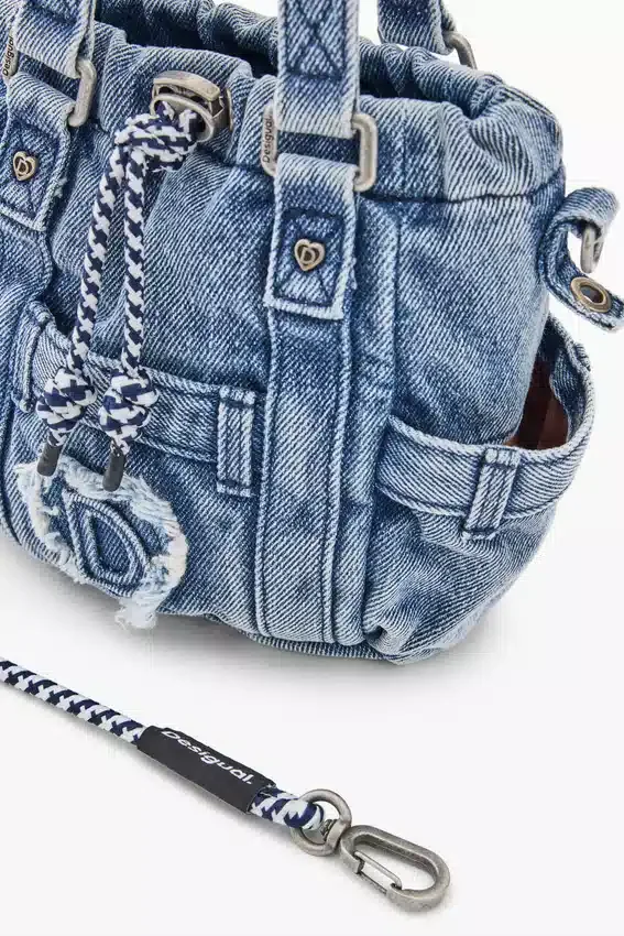 Mini-Umhängetasche aus Denim Mini-Umhängetasche aus Denim
