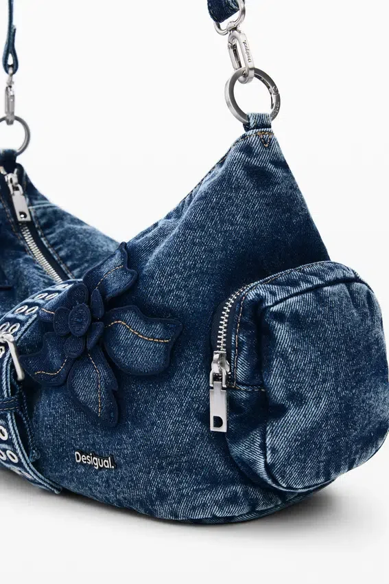 Mittlere Denim-Tasche mit Blumenmuster Mittlere Denim-Tasche mit Blumenmuster