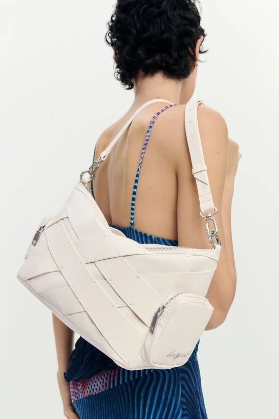 Mittlere geflochtene Logo-Tasche Mittlere geflochtene Logo-Tasche