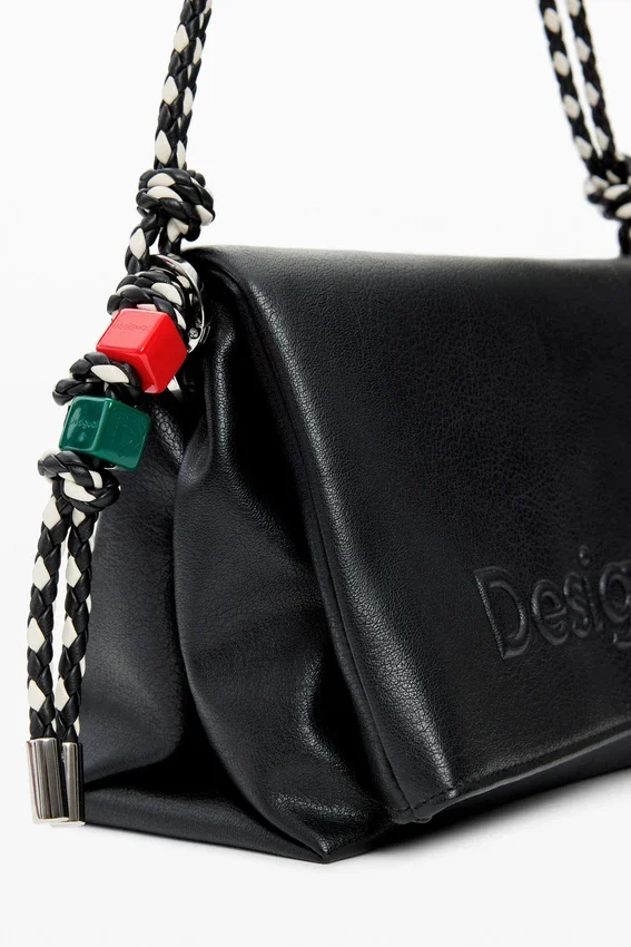Mittlere Logo-Charm-Tasche Mittlere Logo-Charm-Tasche