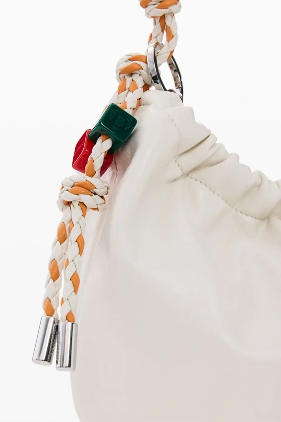 Mittlere ovale Tasche mit Anhängern Mittlere ovale Tasche mit Anhängern