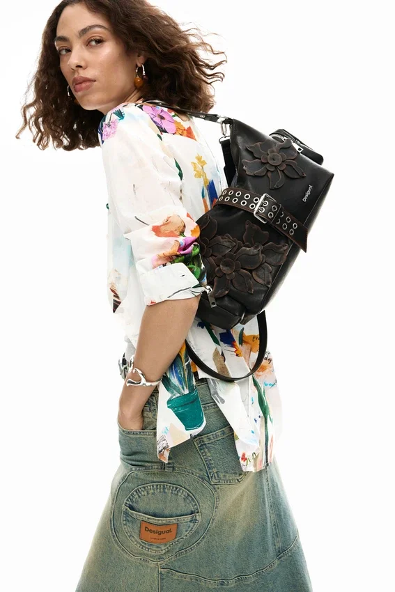 Mittlere Tasche mit Blumen-Applikationen Mittlere Tasche mit Blumen-Applikationen