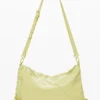 Mittlere Tasche mit glänzender Schleife Mittlere Tasche mit glänzender Schleife