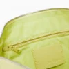 Mittlere Tasche mit glänzender Schleife Mittlere Tasche mit glänzender Schleife