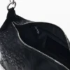 Mittlere Tasche mit Stickerei Mittlere Tasche mit Stickerei