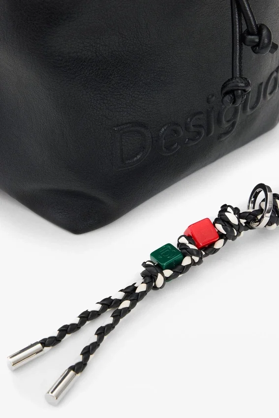 Mittlerer geflochtener Rucksack Mittlerer geflochtener Rucksack