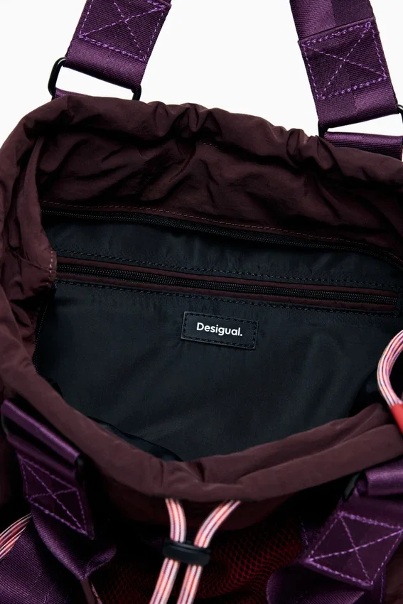 Mittlerer Voyager-Rucksack Mittlerer Voyager-Rucksack