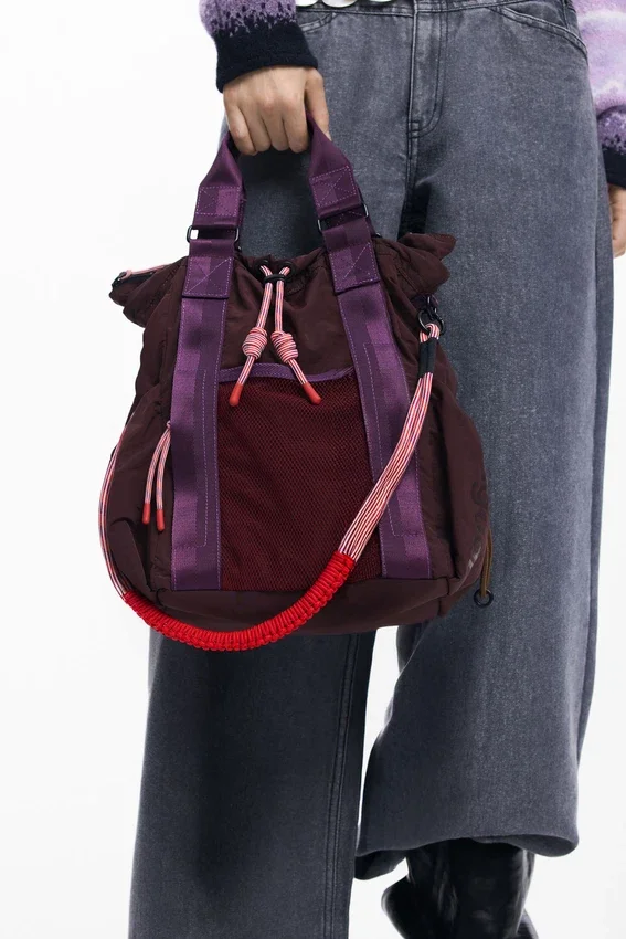 Mittlerer Voyager-Rucksack Mittlerer Voyager-Rucksack