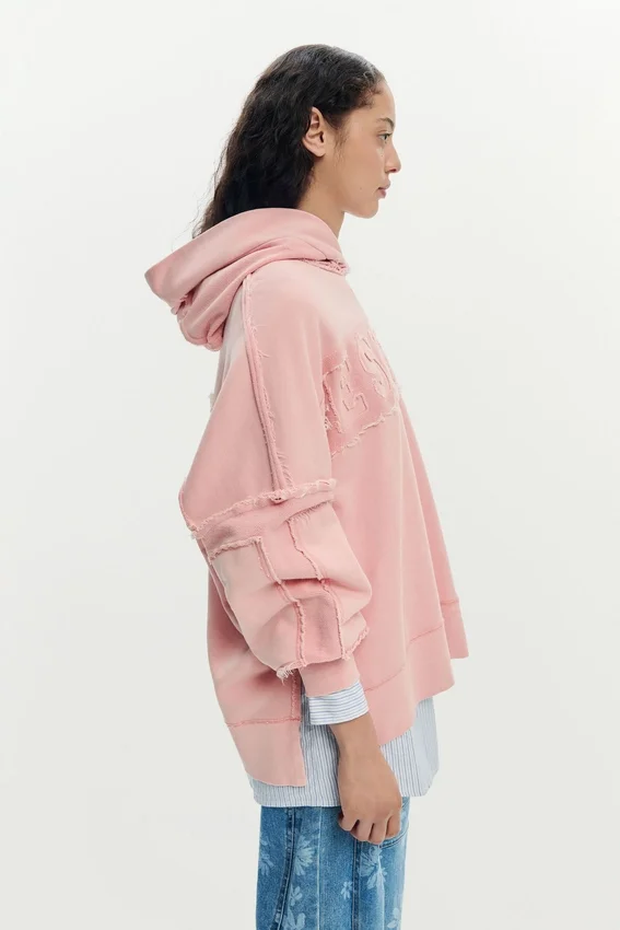 Oversize-Sweatshirt mit Kapuze Oversize-Sweatshirt mit Kapuze