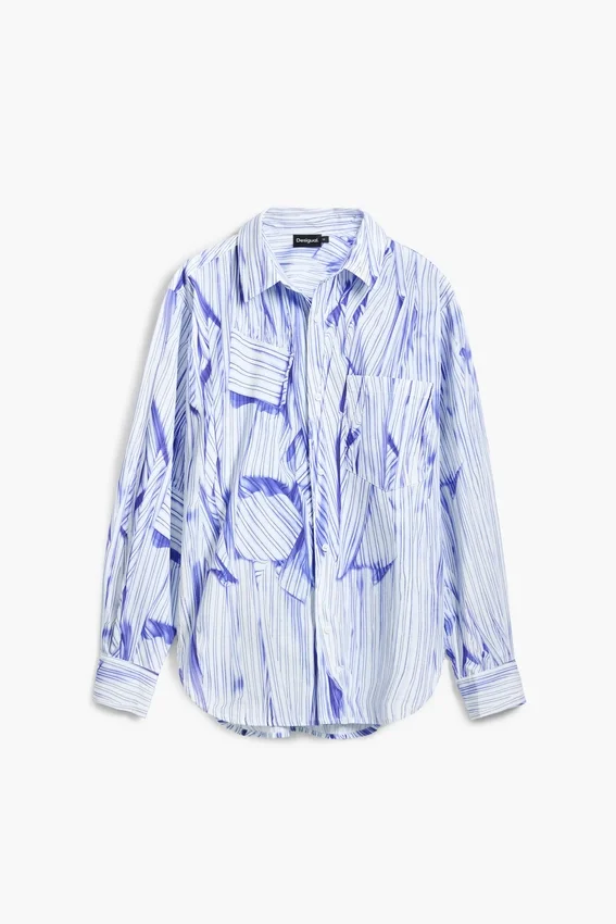 Oversized-Hemd im Arty-Stil Oversized-Hemd im Arty-Stil