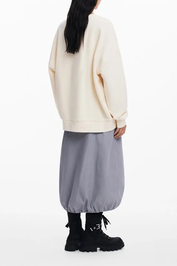 Oversized-Sweatshirt mit Blumenmuster Oversized-Sweatshirt mit Blumenmuster