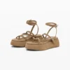 Plateausandalen aus Leder Plateausandalen aus Leder