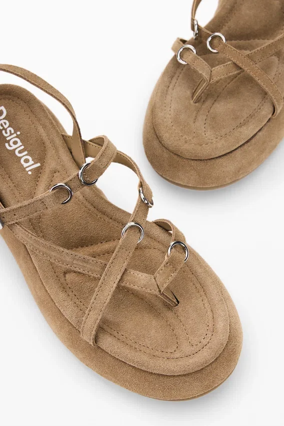 Plateausandalen aus Leder Plateausandalen aus Leder