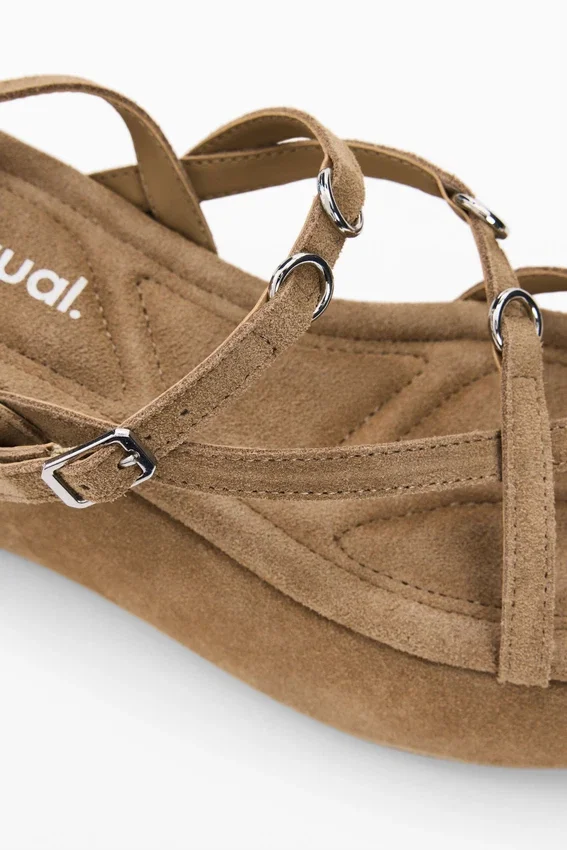 Plateausandalen aus Leder Plateausandalen aus Leder