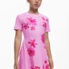 Plissiertes Blumenkleid Plissiertes Blumenkleid
