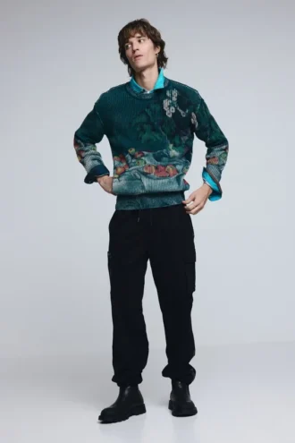 Pullover mit Stillleben-Struktur