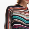 Pullover mit wellenförmigen Streifen