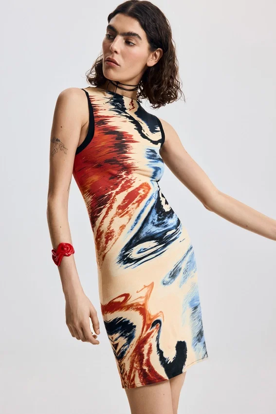 Ärmelloses Kleid mit Print Ärmelloses Kleid mit Print