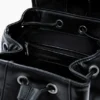 Rucksack mit Herzschnallen