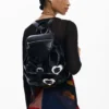Rucksack mit Herzschnallen
