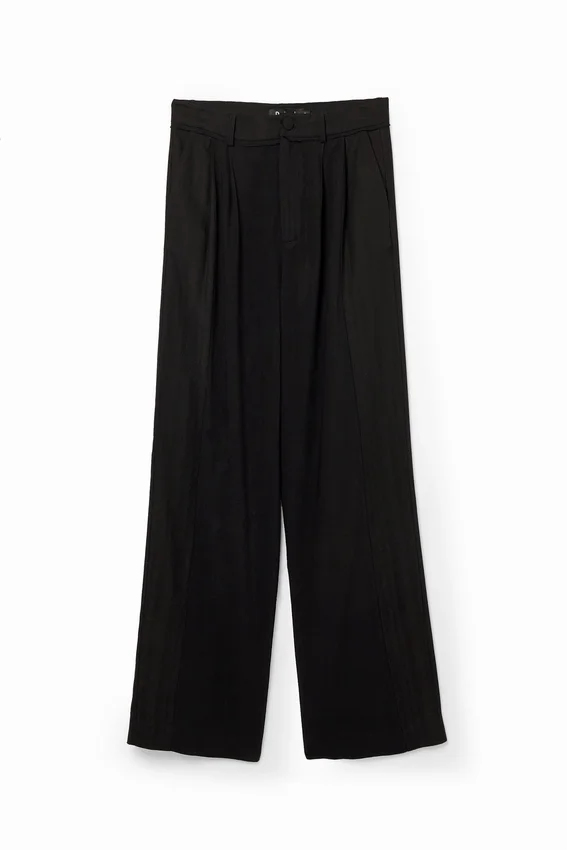 Rustikale, taillierte Hose Rustikale, taillierte Hose