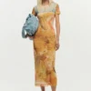 Schmal geschnittenes Hybrid-Kleid Schmal geschnittenes Hybrid-Kleid