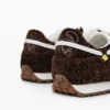 Sneaker aus Leder Sneaker aus Leder