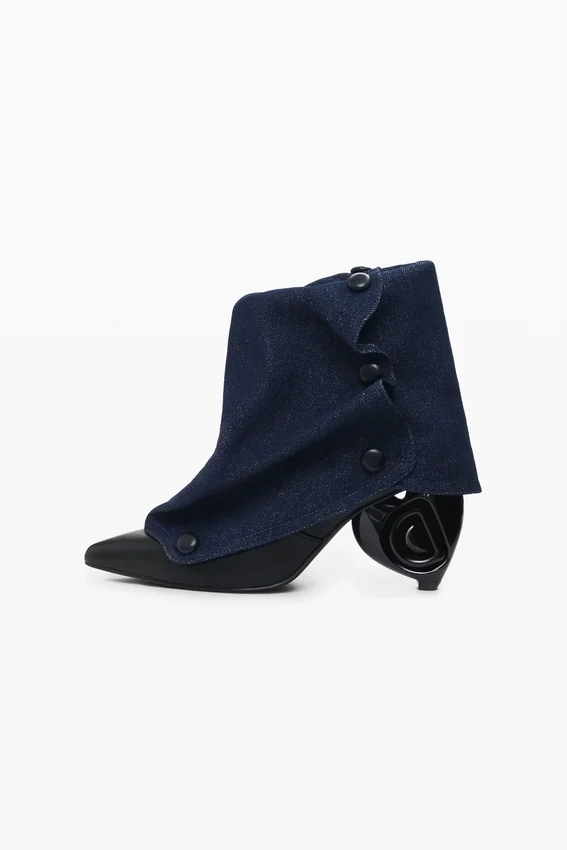 Stiefeletten mit Denim-Lasche Stiefeletten mit Denim-Lasche