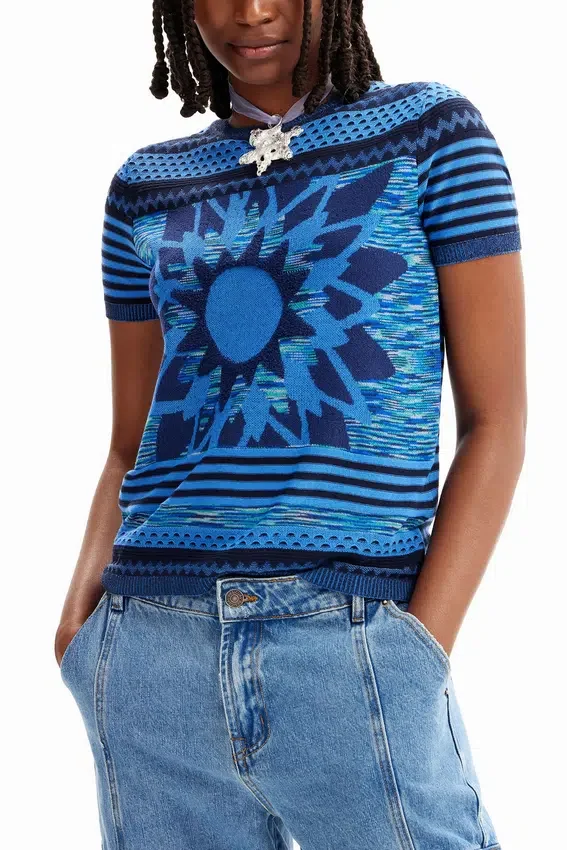 Strick-T-Shirt mit Blumenmotiv Strick-T-Shirt mit Blumenmotiv