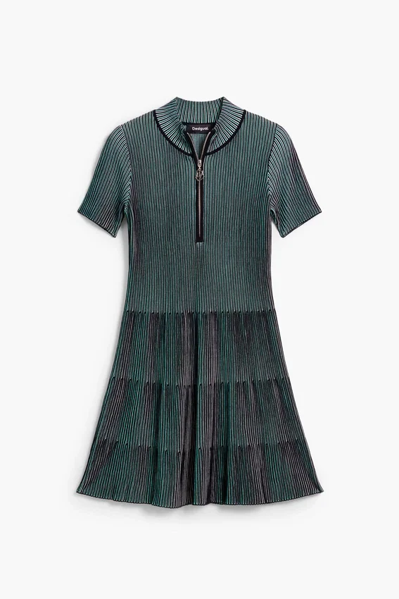 Strukturiertes Kleid mit Reißverschluss Strukturiertes Kleid mit Reißverschluss
