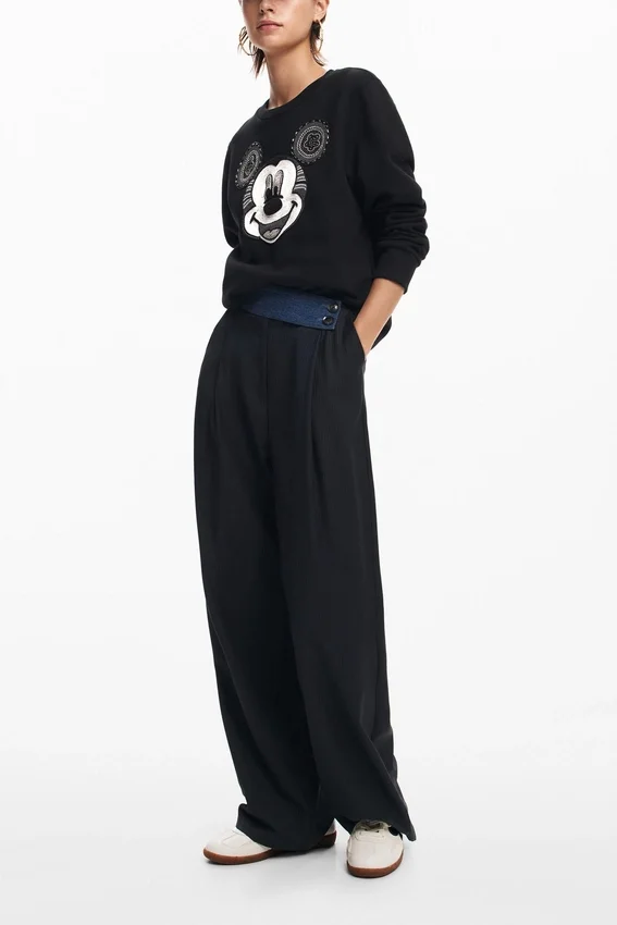 Sweatshirt mit Mickey-Mouse-Gesicht Sweatshirt mit Mickey-Mouse-Gesicht