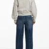 Sweatshirt mit Ziernähten Sweatshirt mit Ziernähten