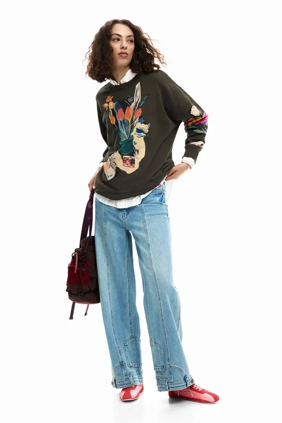 Sweatshirts mit Collagen-Motiv Sweatshirts mit Collagen-Motiv