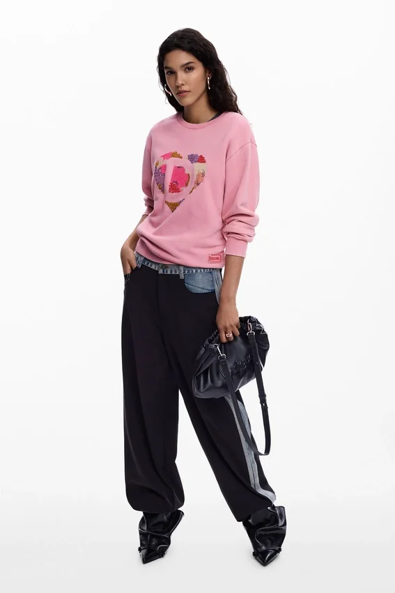 Sweatshirts mit Logo-Perlen Sweatshirts mit Logo-Perlen