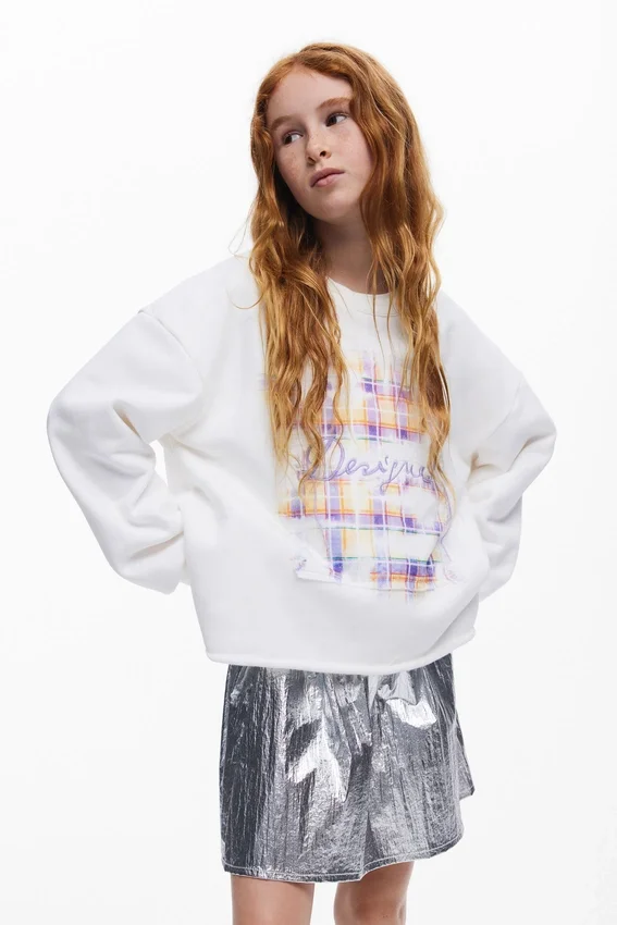 Sweatshirts mit Stickerei von Desigual Sweatshirts mit Stickerei von Desigual