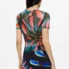 T-Shirt, entworfen von Christian Lacroix T-Shirt, entworfen von Christian Lacroix