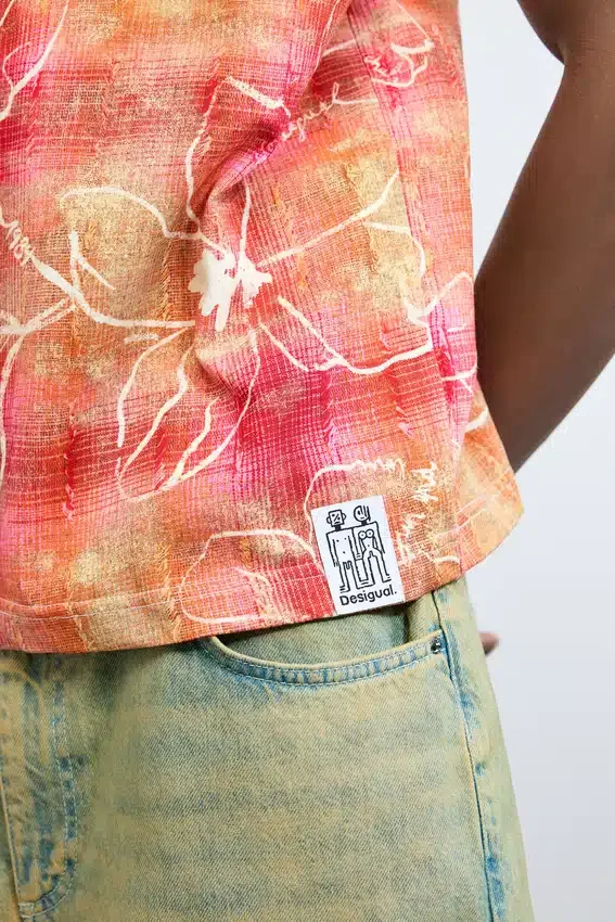 T-Shirt mit Arty Print T-Shirt mit Arty Print