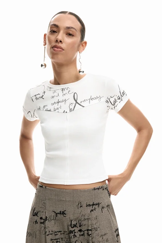 T-Shirt mit Rippbündchen und Schriftzug T-Shirt mit Rippbündchen und Schriftzug
