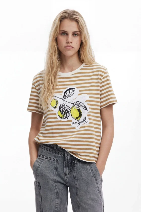 T-Shirt mit Streifenmuster T-Shirt mit Streifenmuster